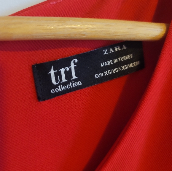 Red Dress - Picture 3 of 4